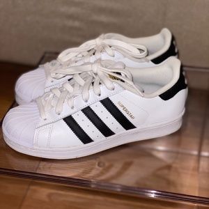 Adidas Classic Superstar Sneakers